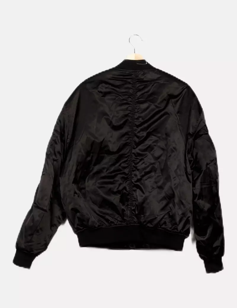 black basic Bershka bomber